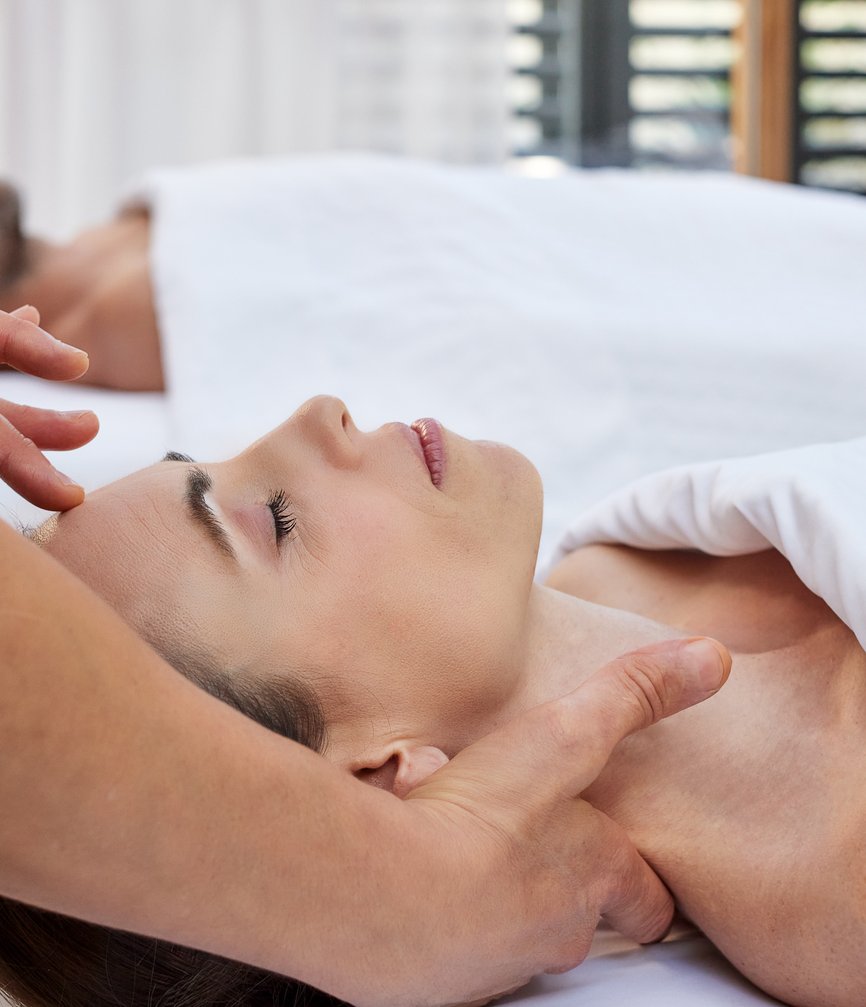 SANPA-Miraval-Life-In-Balance-Spa-Aviara-Couples-In-Service-Close-Up